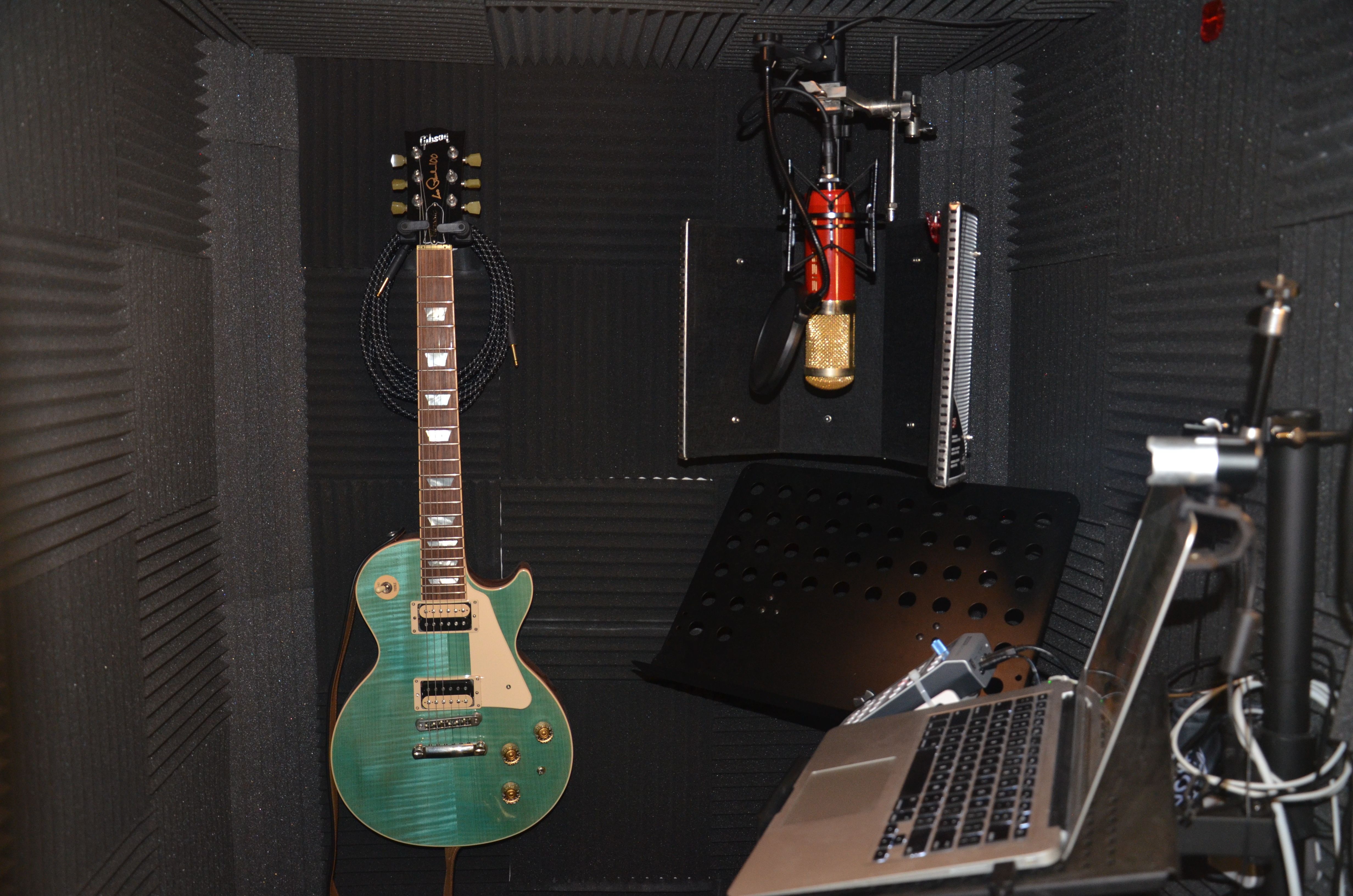 VocalBooth_001